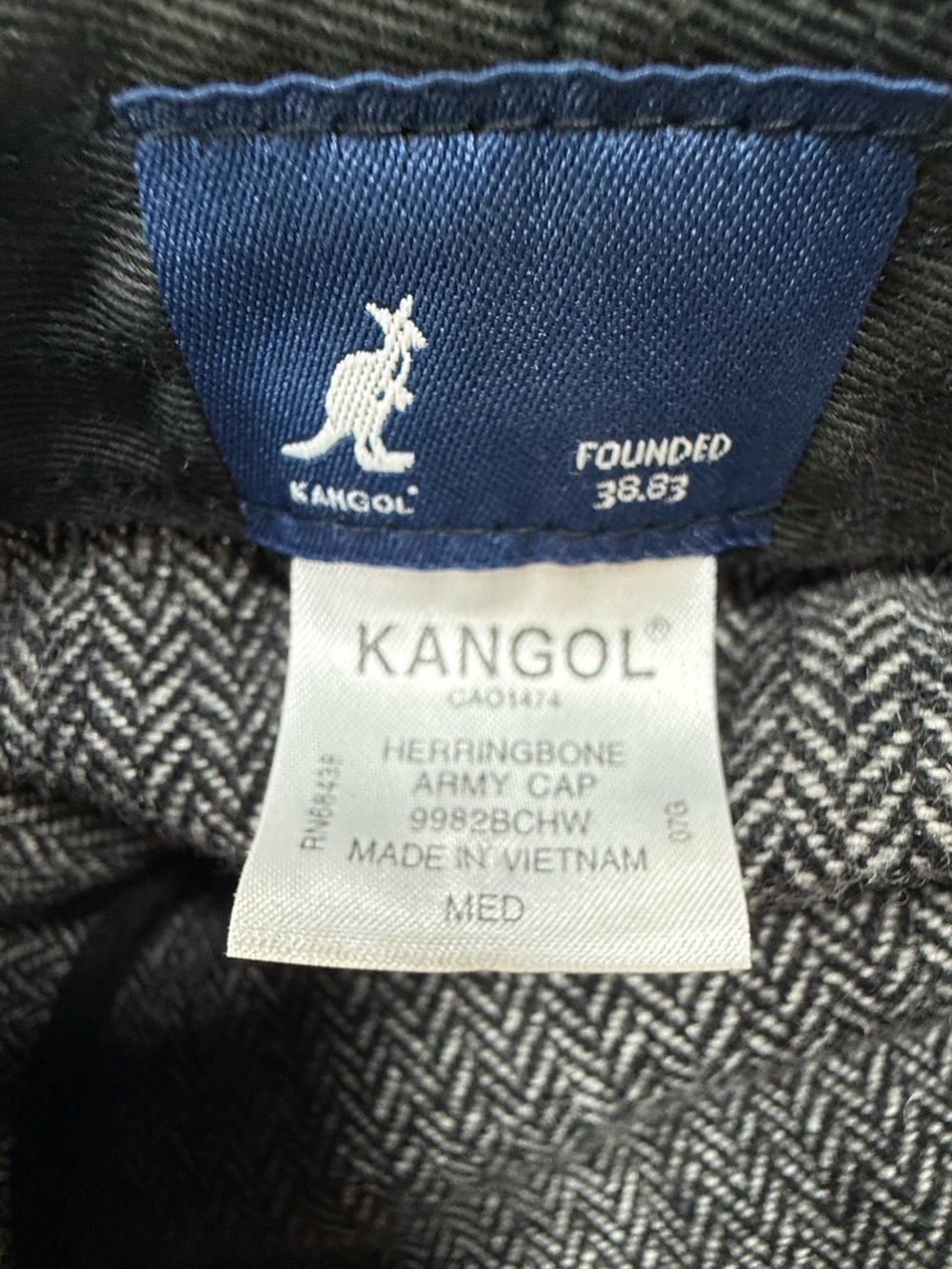 Kangol Black & White Herringbone Cadet Cap - Picture 5 of 6